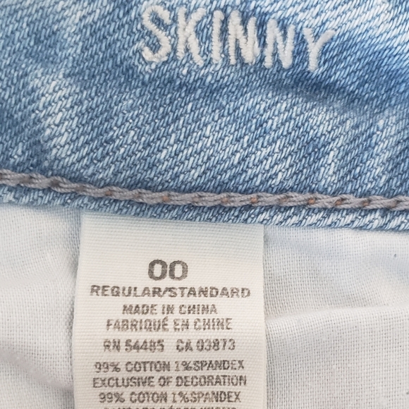 American Eagle Skinny Stetch Destressed Jeans - Picture 7 of 7